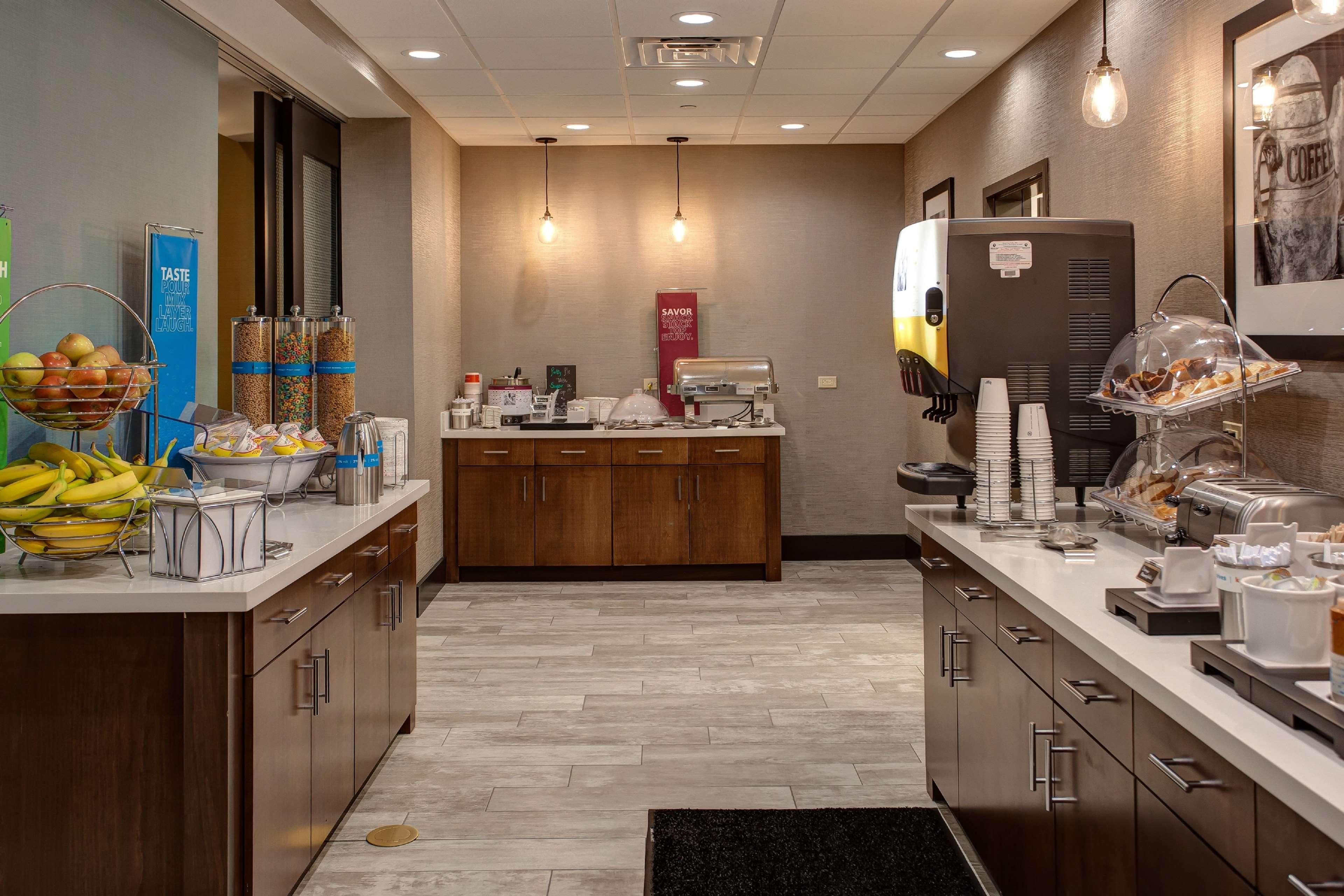 Hampton Inn & Suites-Wichita/Airport, Ks Luaran gambar