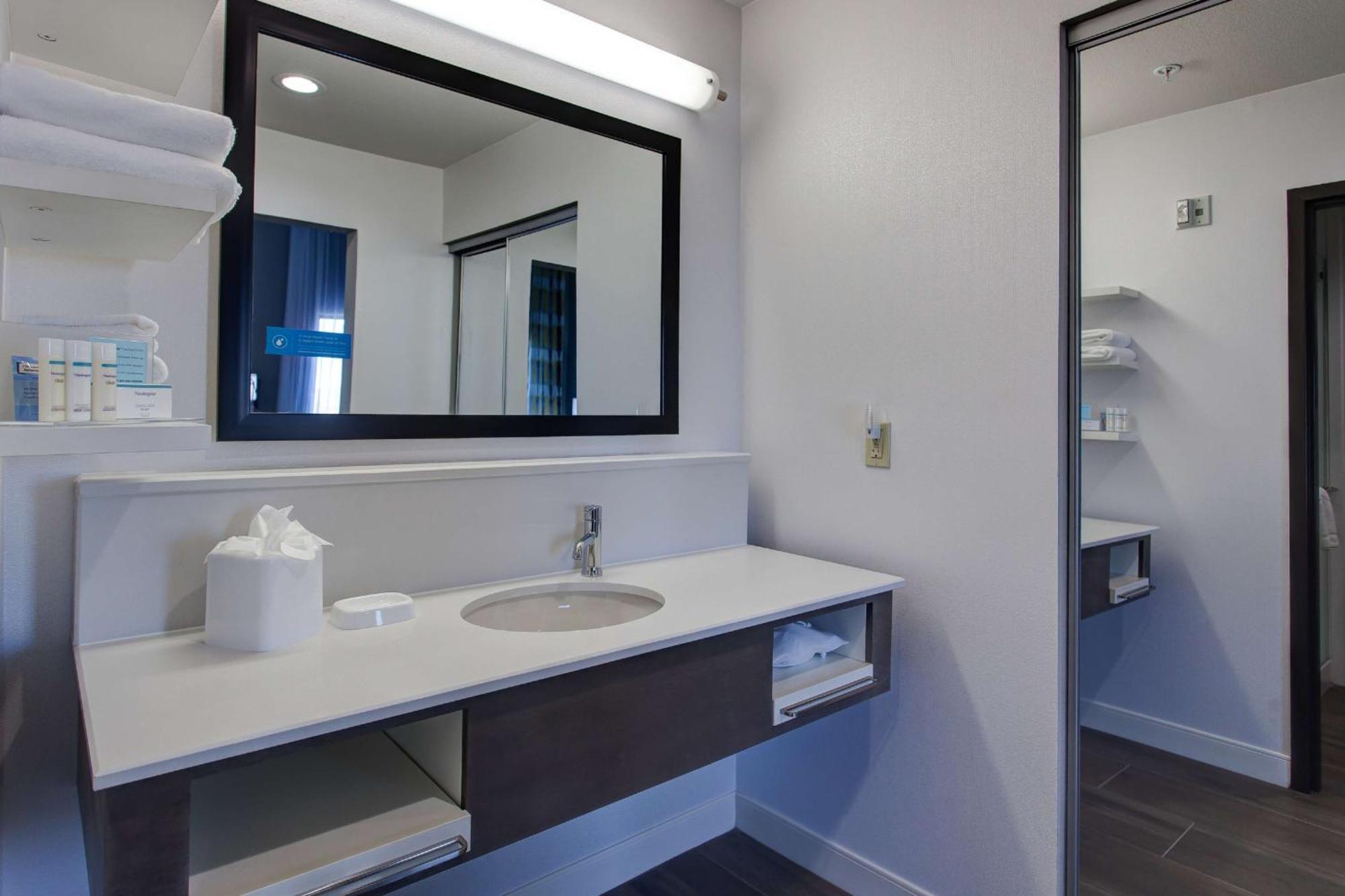 Hampton Inn & Suites-Wichita/Airport, Ks Luaran gambar
